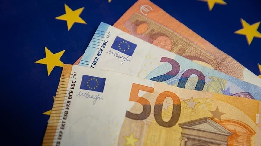 Euro Bölgesi ekonomisi ilk çeyrekte daraldı