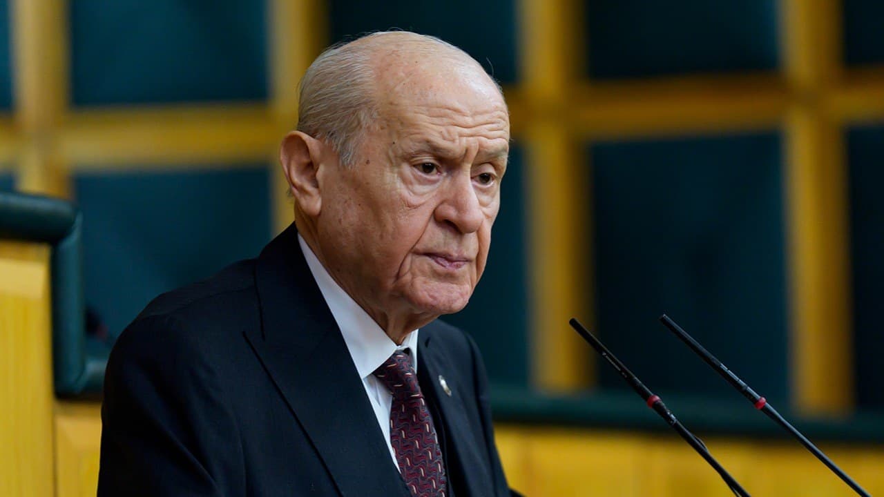 MHP Genel Başkanı Bahçeli, Ziraat Türkiye Kupası Şampiyonu Trabzonspor'u kutladı