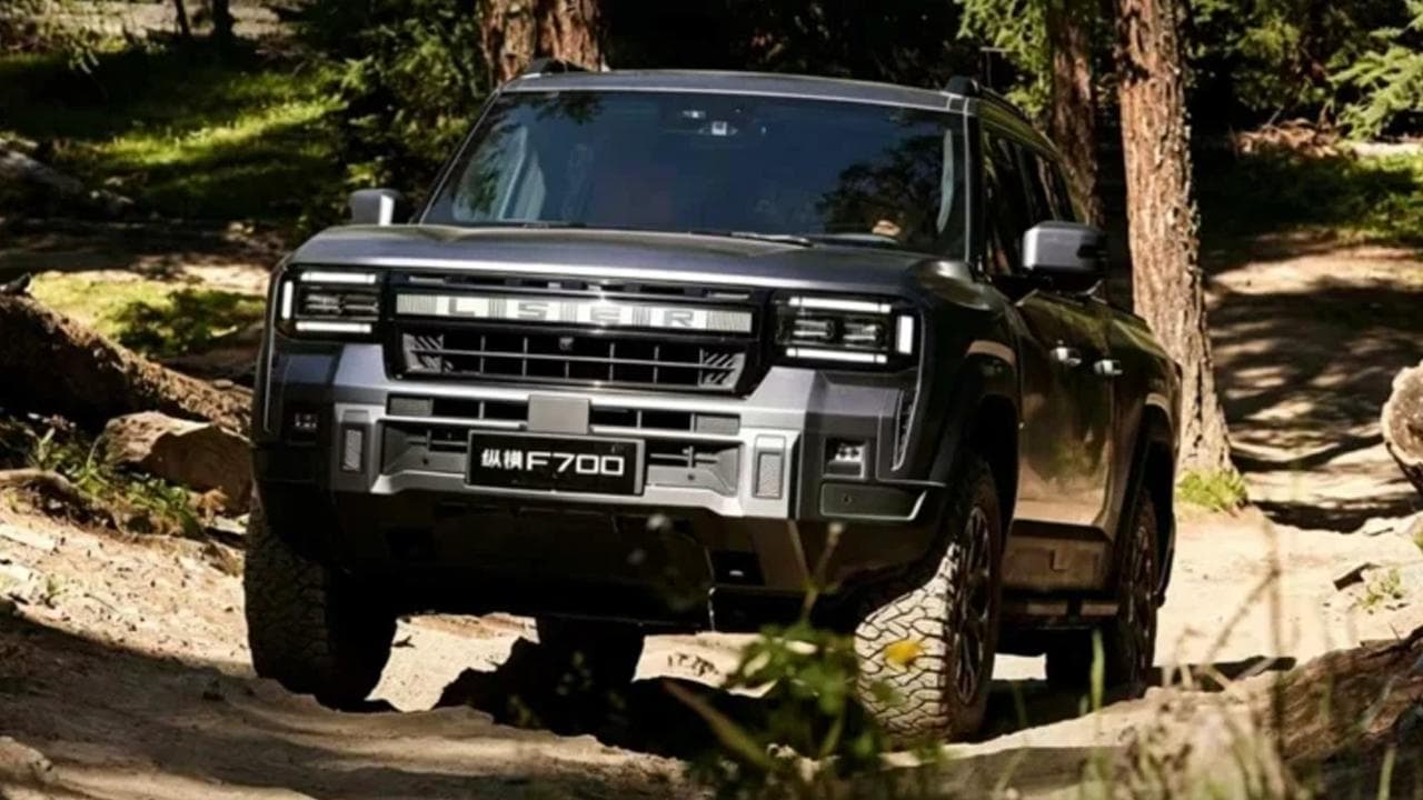 Jetour Zongheng F700 1.300 km menzille pickup pazarına giriyor