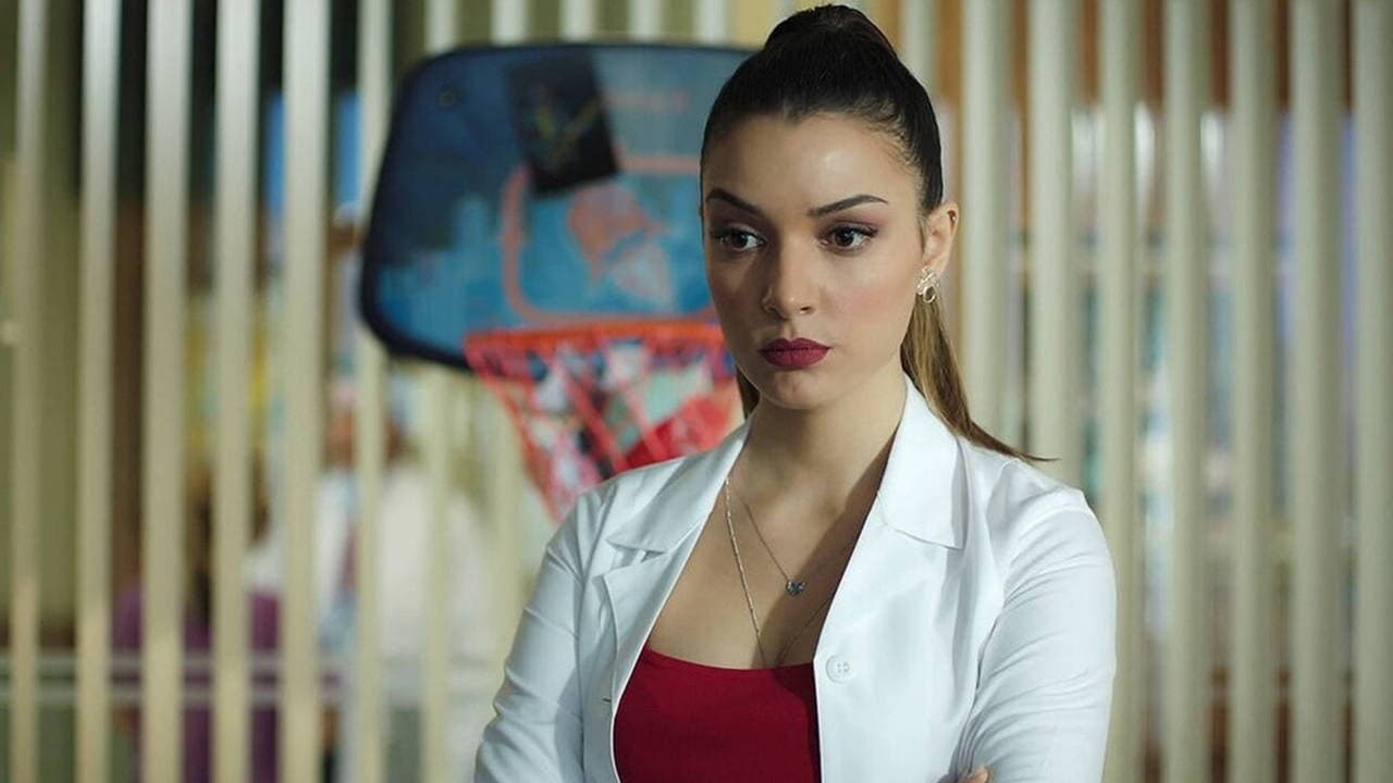 Oyuncu Damla Colbay ameliyat masasına yattı, operasyonu sevgilisi yaptı