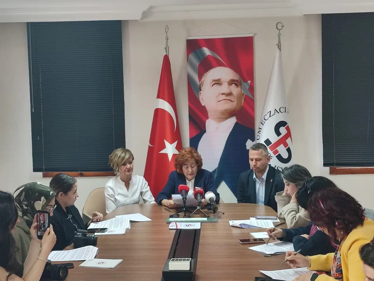 TEİS Başkanı Saydan: 'İlaç, internetten satışı yapılamayacak kadar ciddi bir ürün'