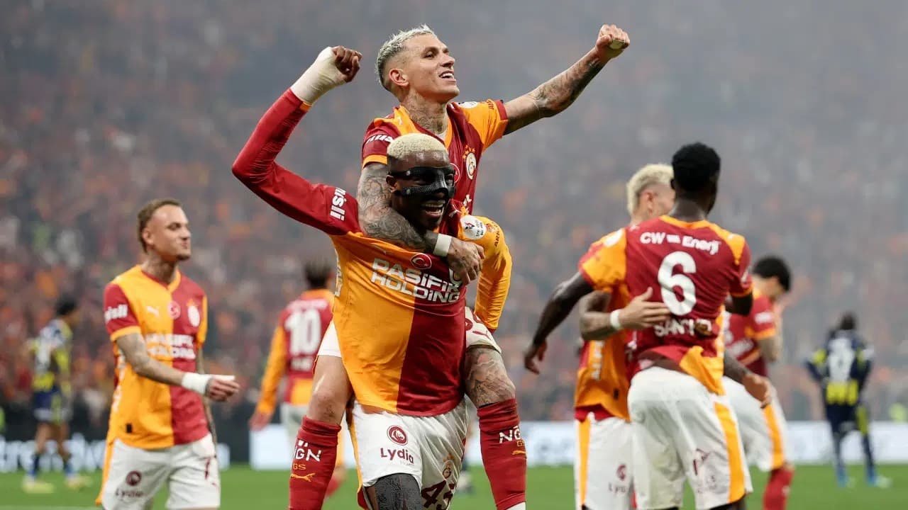 Manchester United'ın eski yıldızından Victor Osimhen çağrısı: 'Fark yaratabilir'