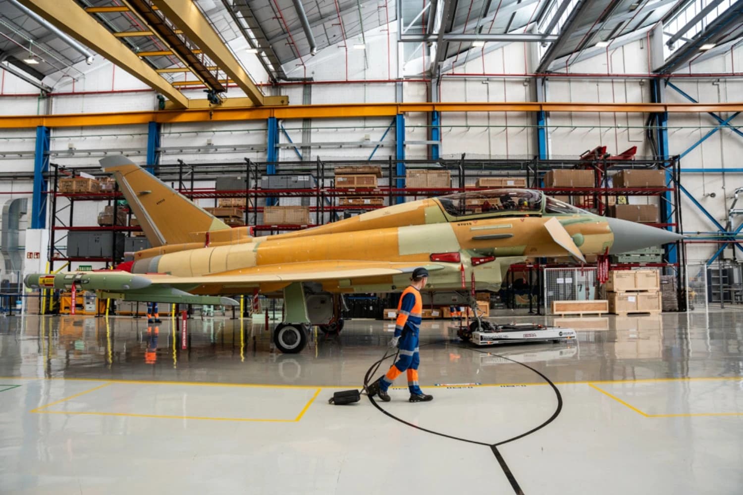 Suudi Arabistan Eurofighter'da ilk ağır bakımı ülkede tamamladı