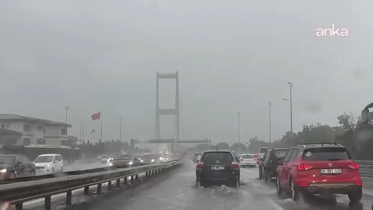 Su baskınlarına dikkat. İstanbul'da sağanak yağış başladı