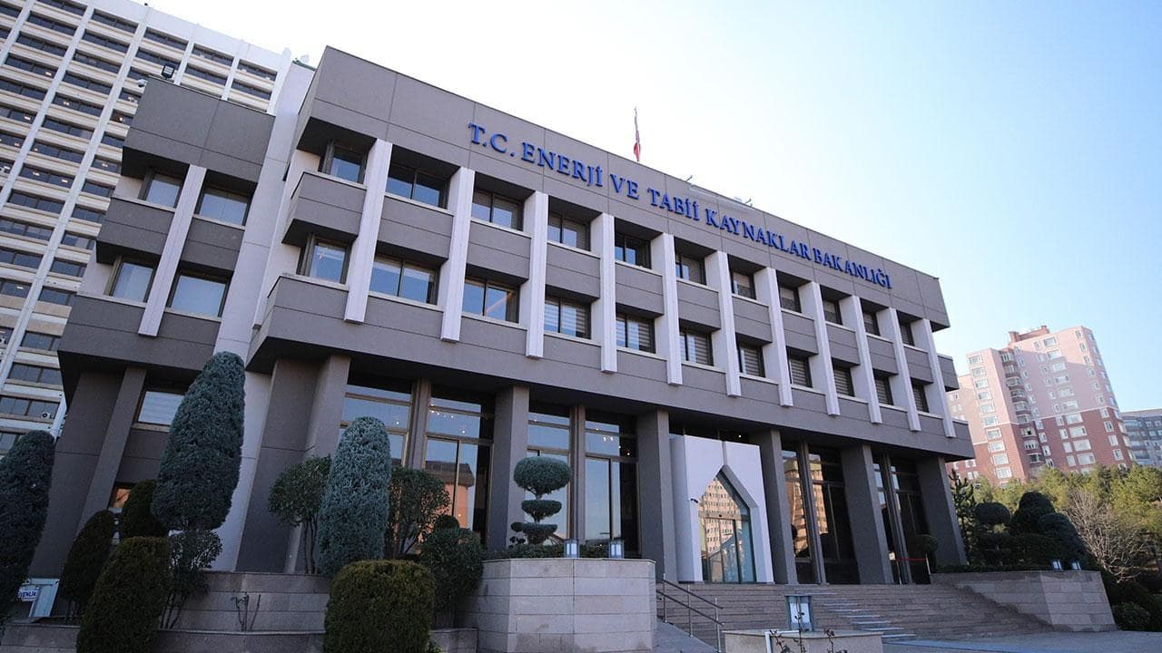 Enerji ve Tabii Kaynaklar Bakanlığı 7 yılda yaptığı yatırımlarla 7,62 milyar liralık tasarruf sağladı