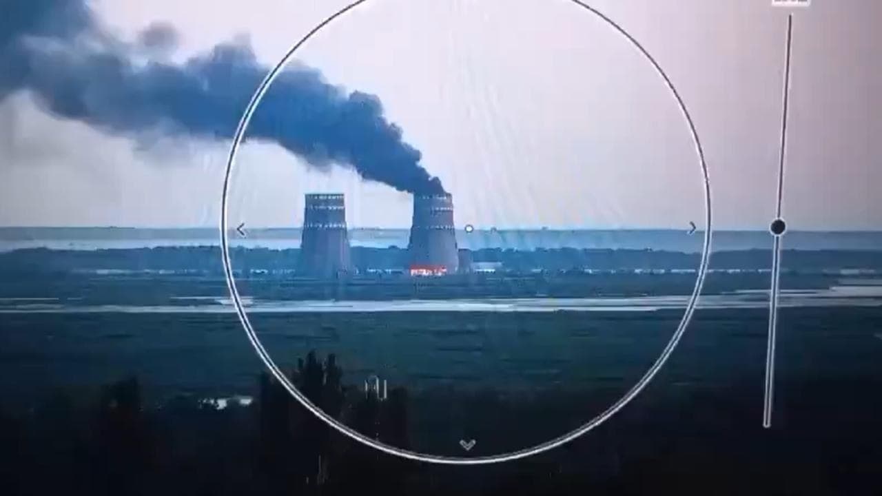 UAEA, Zaporijya Nükleer Santrali'nin tüm dış güç kaynağını geçici olarak kaybettiğini açıkladı