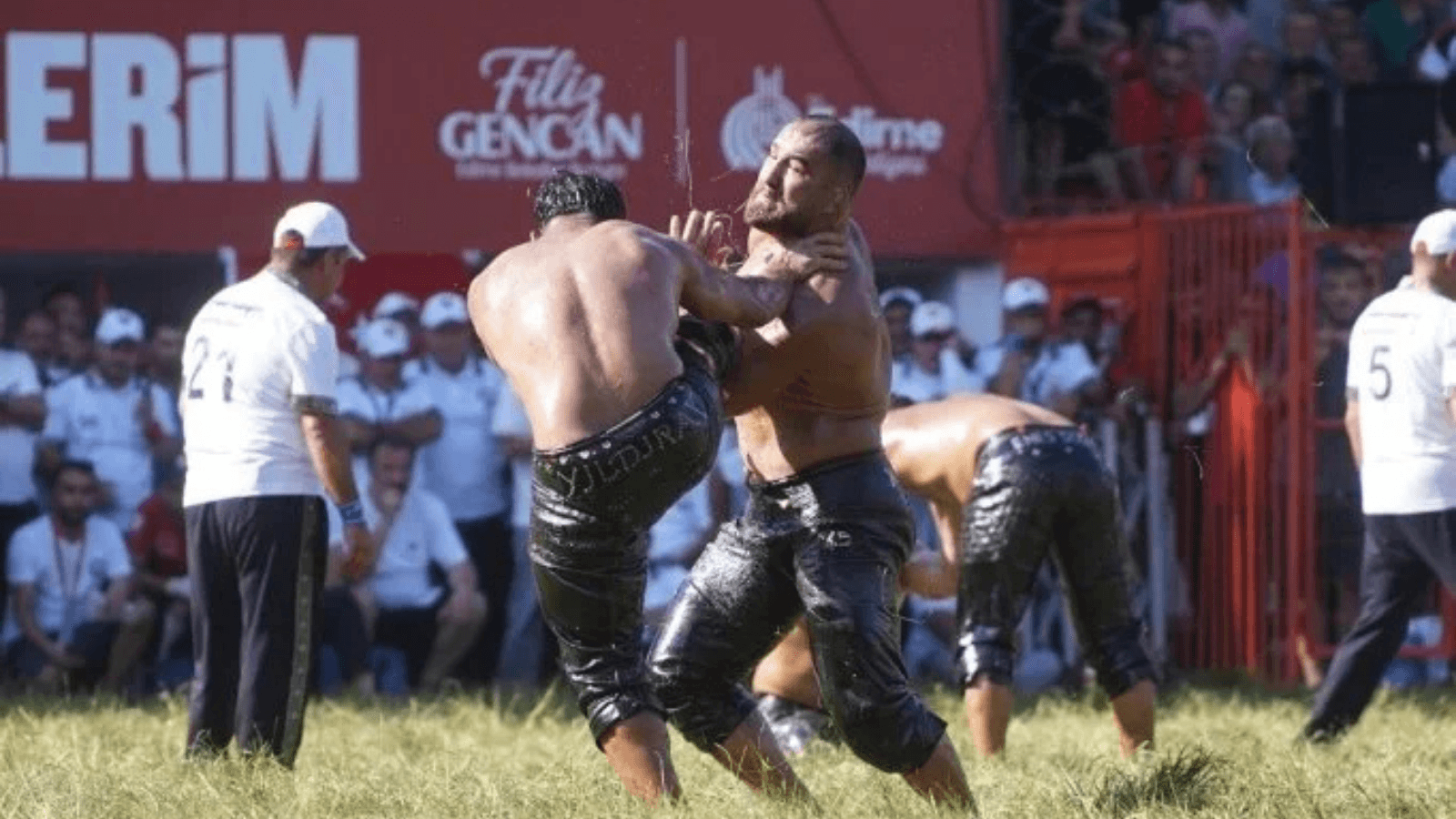 665. Kırkpınar'da Okulu ve Gürbüz çeyrek finalde elendi