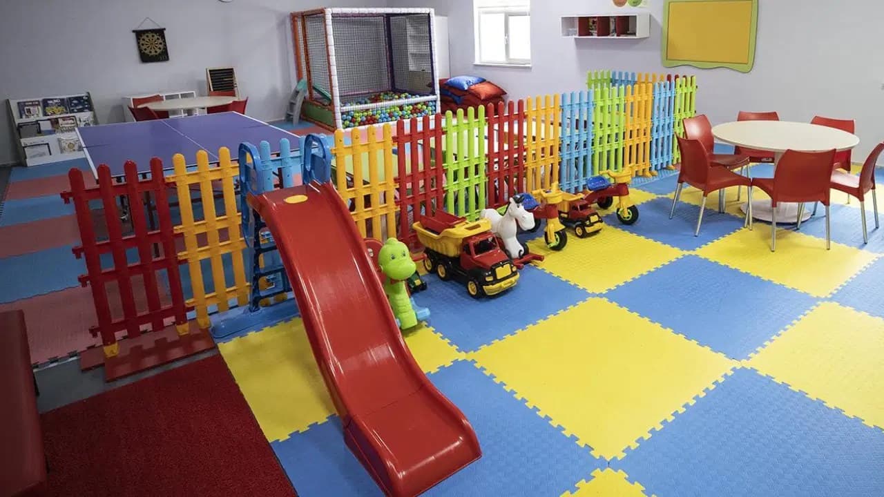İktidarın kreşlerle derdi bitmiyor! Bakanlık izni zorunlu hale getirildi