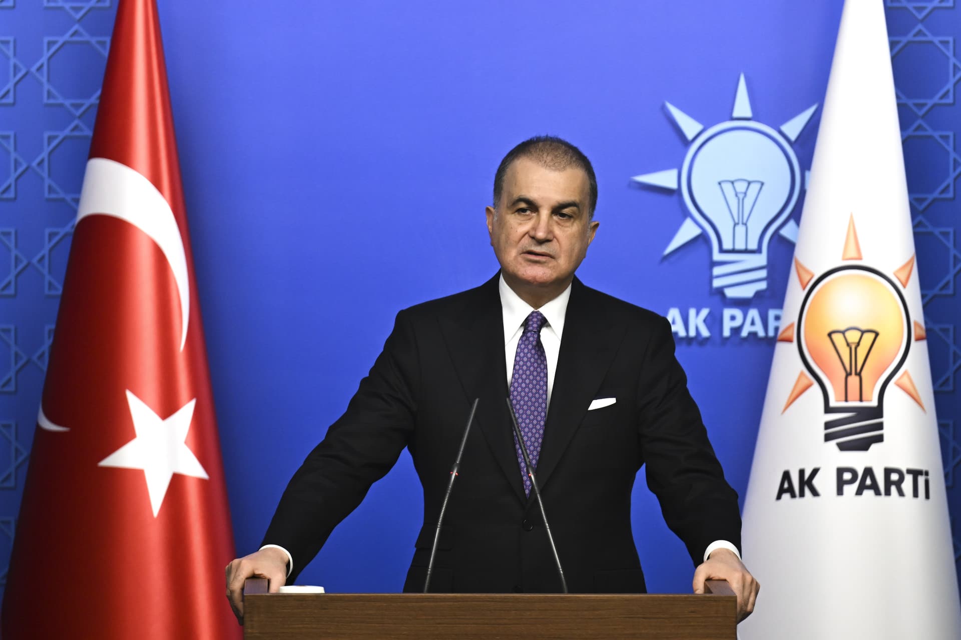Rahmi Koç'un 'Kürt kadın fıkrasına' DEM Parti ve AKP'den tepki